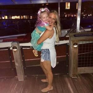 Meet your Posher, Kristin